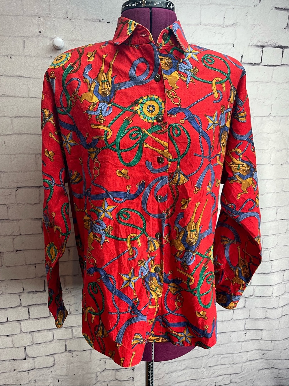 Circle T western long sleeve button down top size medium